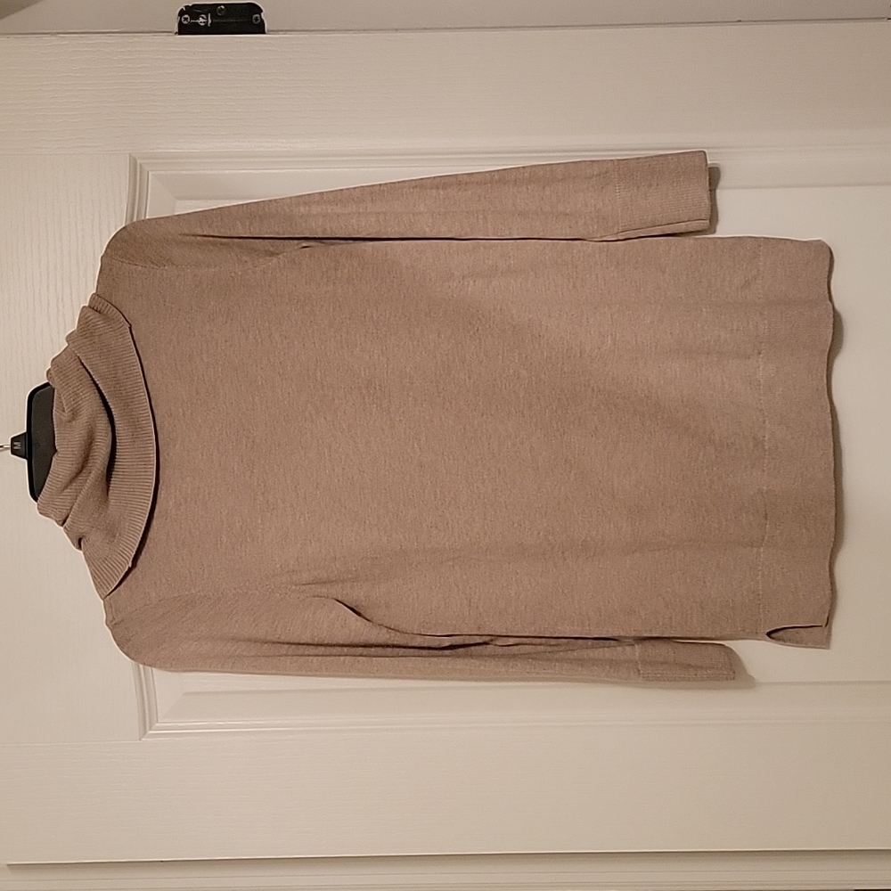 Loft Sweater - Picture 2 of 2